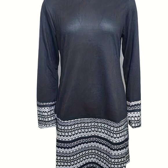 Travel Passions - Black and White Color Block Printed Dress - Picture 2 of 8